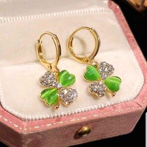 1pair Heart Shaped Green Cats Eye Stone & Four-Leaf Clover Design Earrings